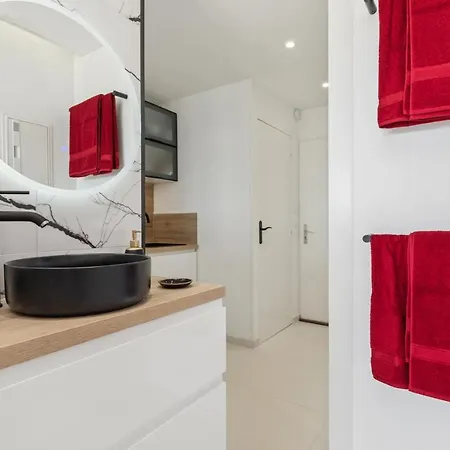 Village Naturiste R4n - Le Bacchus Heliopolis Luxe آجد