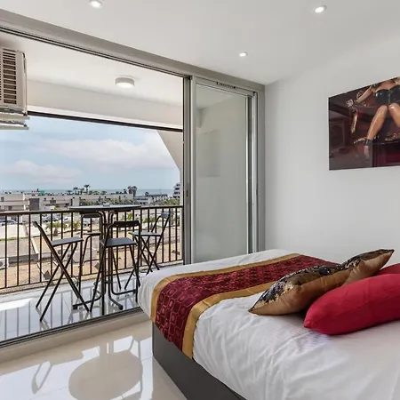 Village Naturiste R4n - Le Bacchus Heliopolis Luxe شقة *